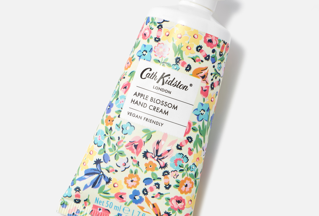 Cath Kidston Moisturizing Apple Blossom Hand Cream Harmony Ditsy 50 ml Cath Kidston Moisturizing Apple Blossom Hand Cream Harmony Ditsy