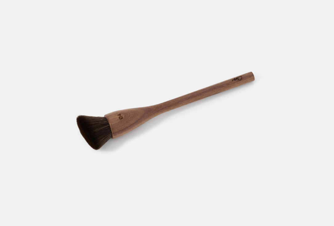 Close foundation brush for liquid textures Pinceau Fond de teint