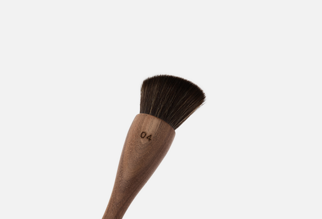 Close foundation brush for liquid textures Pinceau Fond de teint