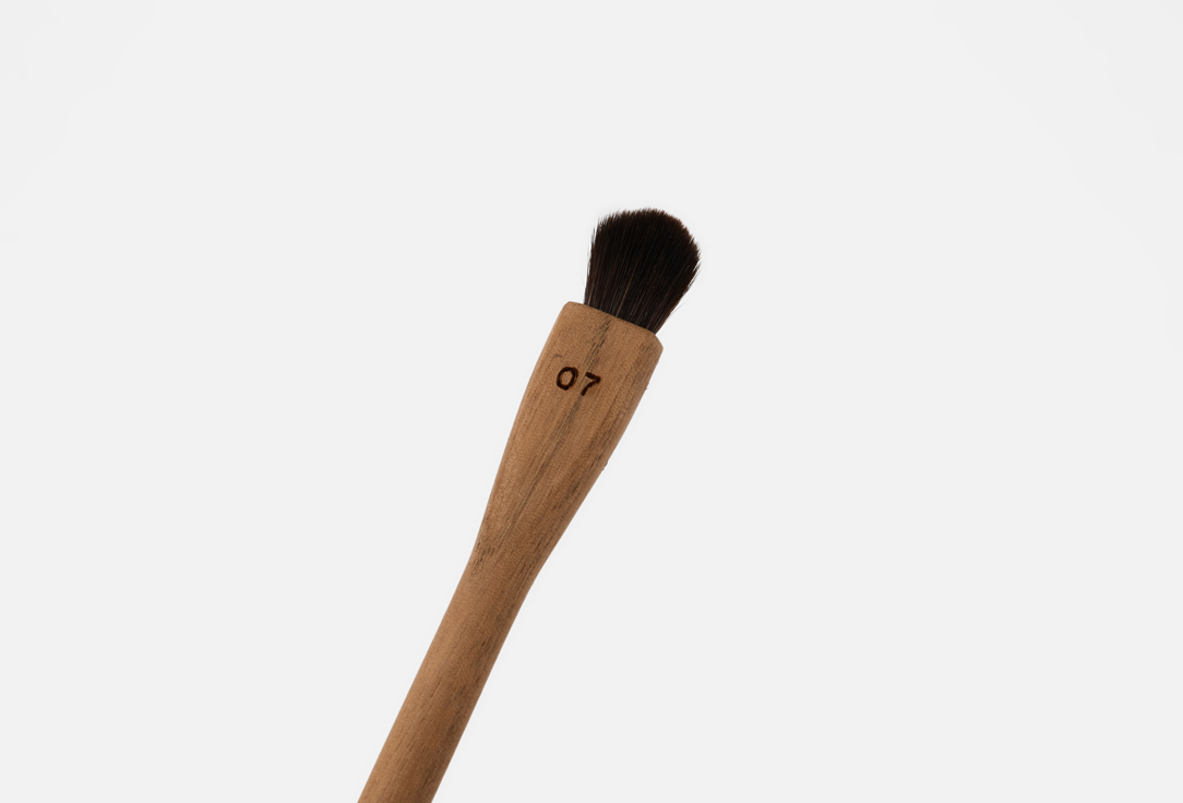 Close Eyeshadow Brush Pinceau Ombreur 1 pcs Close Eyeshadow Brush Pinceau Ombreur