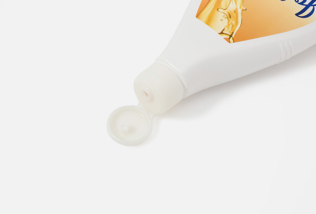 Johnson & Johnson Body Lotion Vita-Rich Oil Infusion 400 ml Johnson & Johnson Body Lotion Vita-Rich Oil Infusion