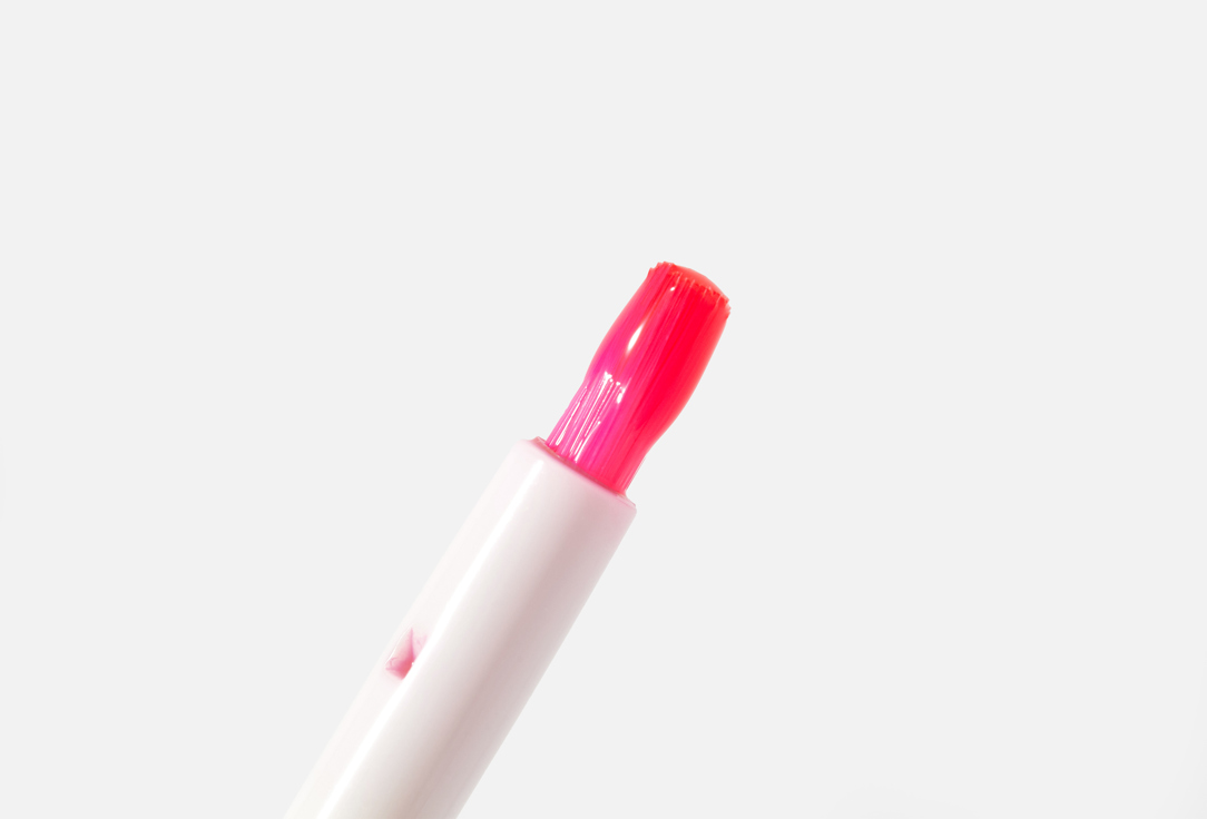 Clarins Moisturizing Matte Lip Tint Water Lip Stain 01 7 ml Clarins Moisturizing Matte Lip Tint Water Lip Stain
