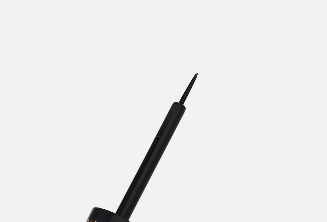 MakeUp Revolution Liquid Eyeliner Master Flick Dip