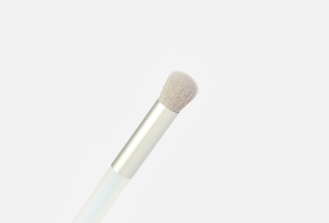 DARLING* Vegan medium blending brush FREE FLOW 08