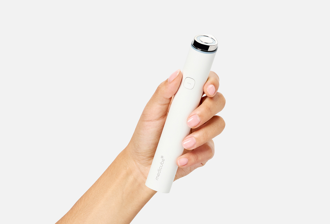 Medicube LED & microcurrent skincare device AGE-R Mini Booster Pro