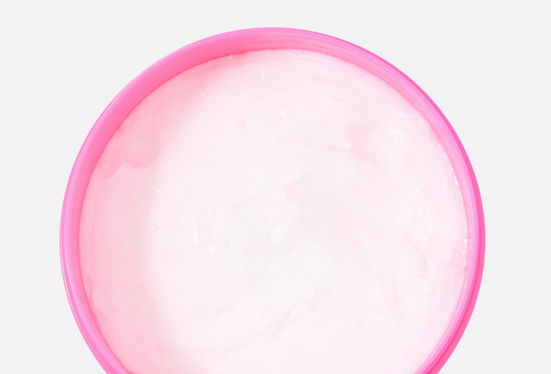 Lola from Rio Smoothing hair mask for straight hair Xapadinha Sleek Control Mask