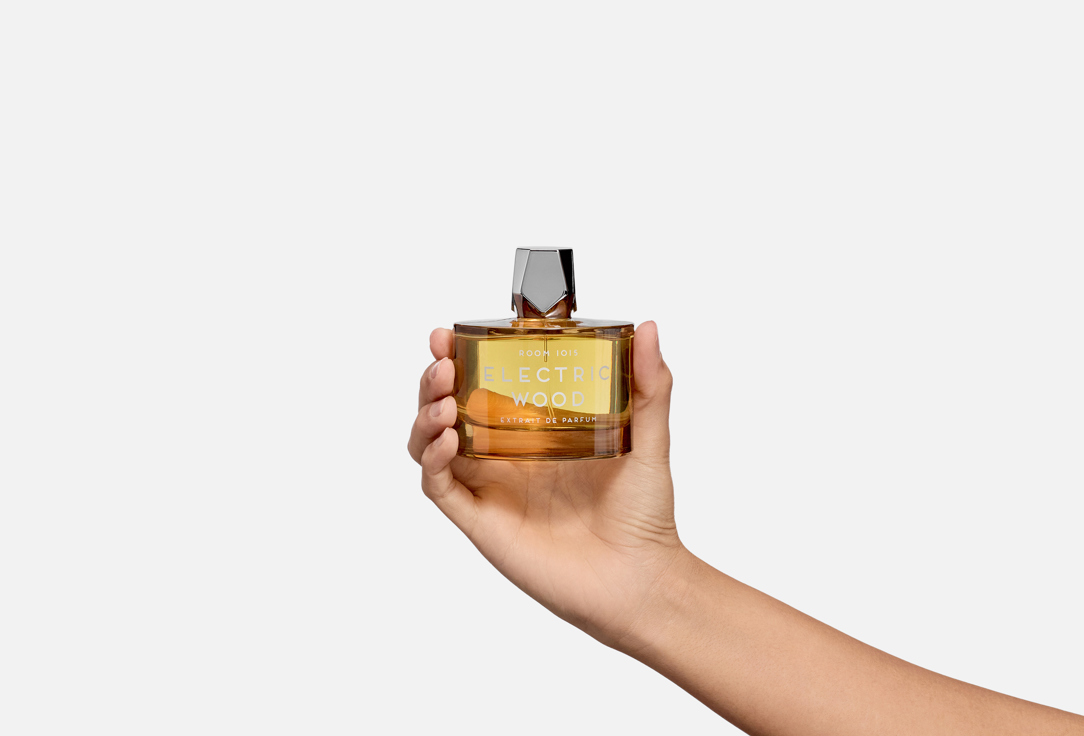 ROOM 1015 Extrait de parfum Electric Wood
