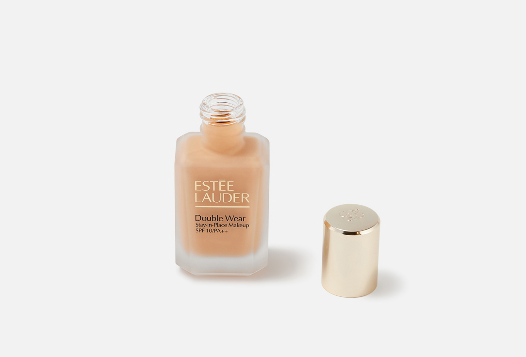 Estée Lauder liquid matte foundation SPF 15 Double Wear Stay in Place