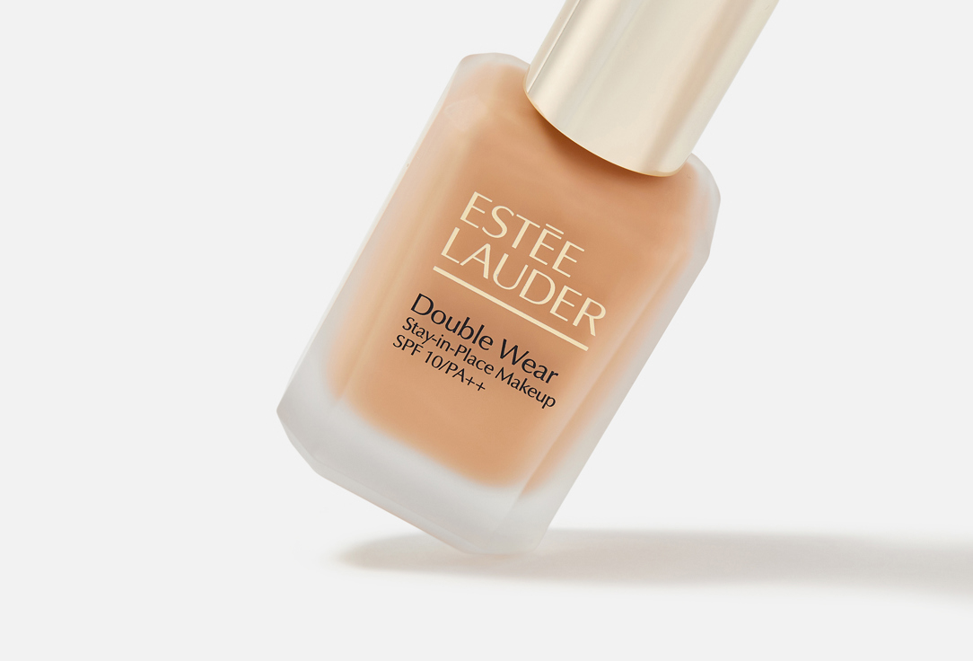 Estée Lauder liquid matte foundation SPF 15 Double Wear Stay in Place