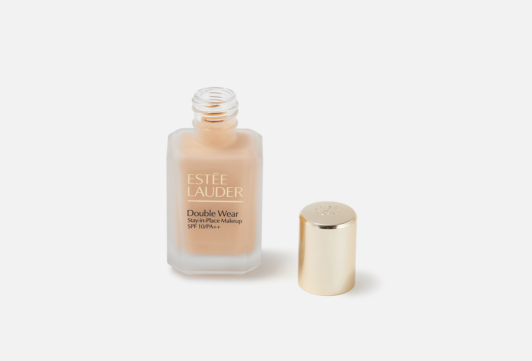 Estée Lauder liquid matte foundation SPF 10 Double Wear Stay in Place