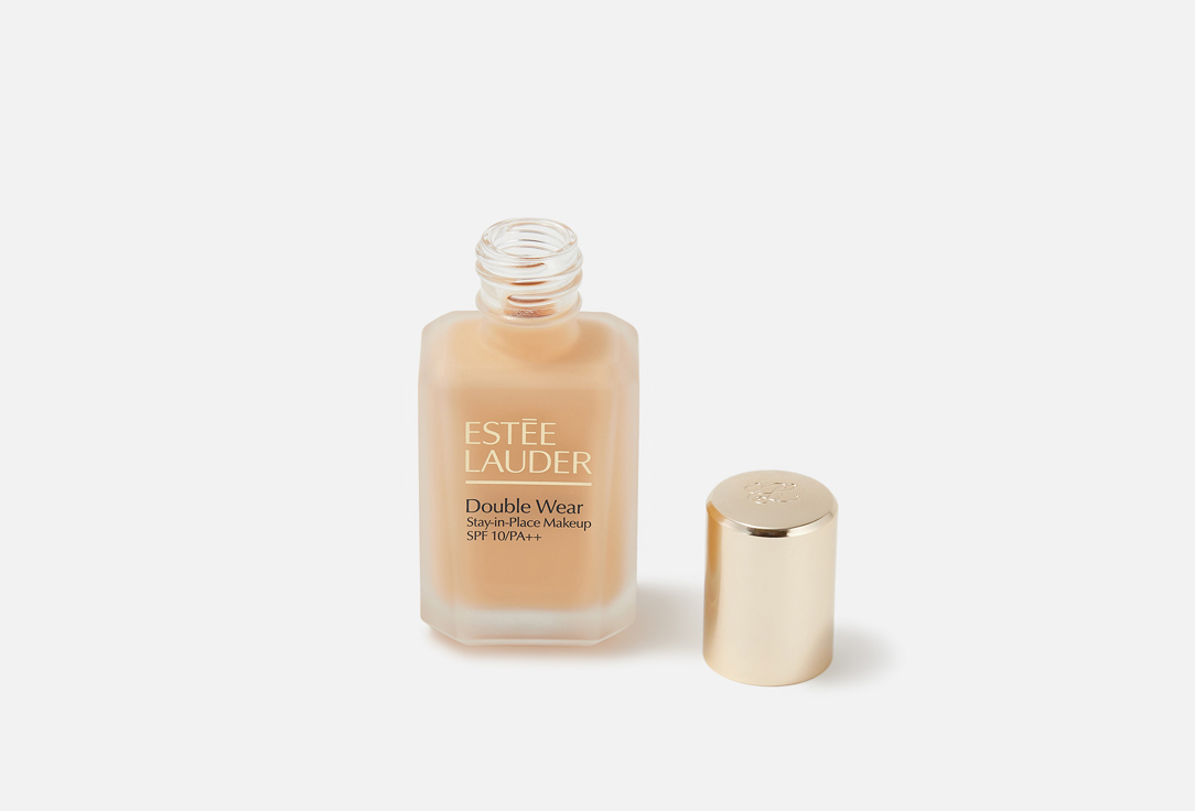 Estée Lauder liquid matte foundation SPF 21 Double Wear Stay in Place