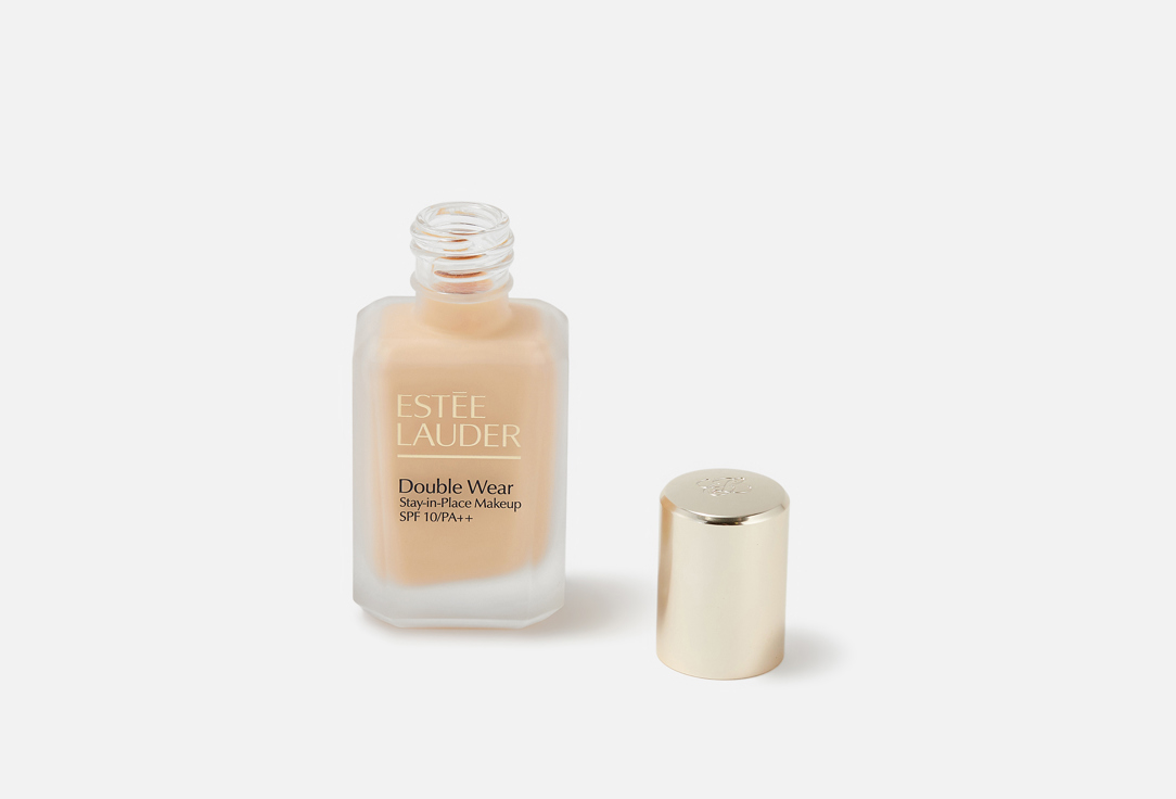 Estée Lauder liquid matte foundation SPF 10 Double Wear Stay in Place