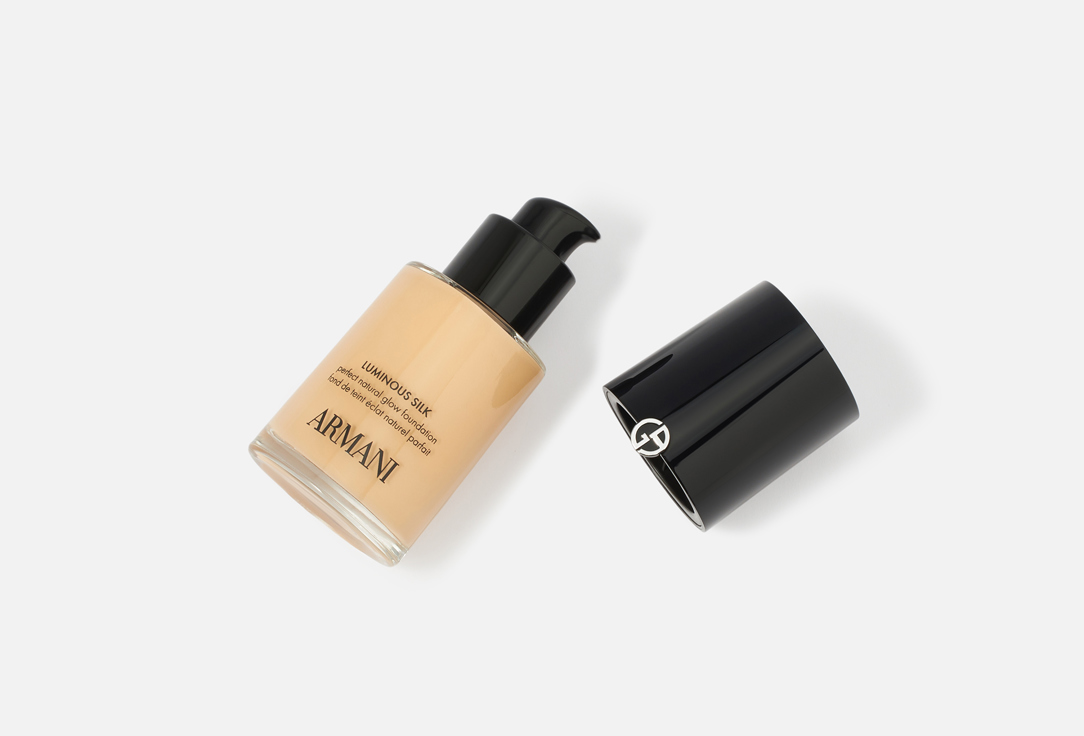 Armani Liquid foundation Luminous Silk
