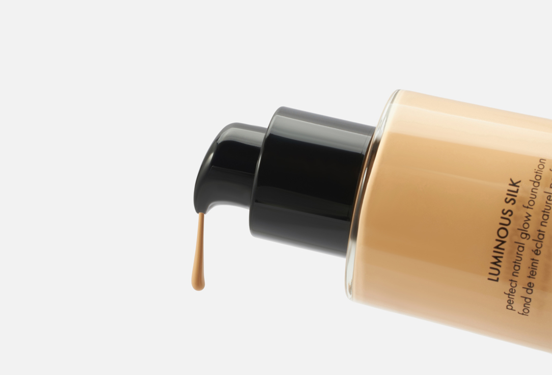 Armani Liquid foundation Luminous Silk