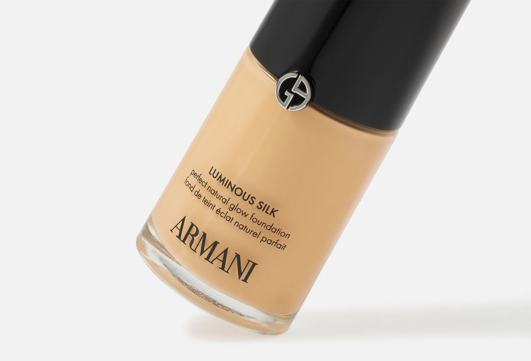 Armani Liquid foundation Luminous Silk