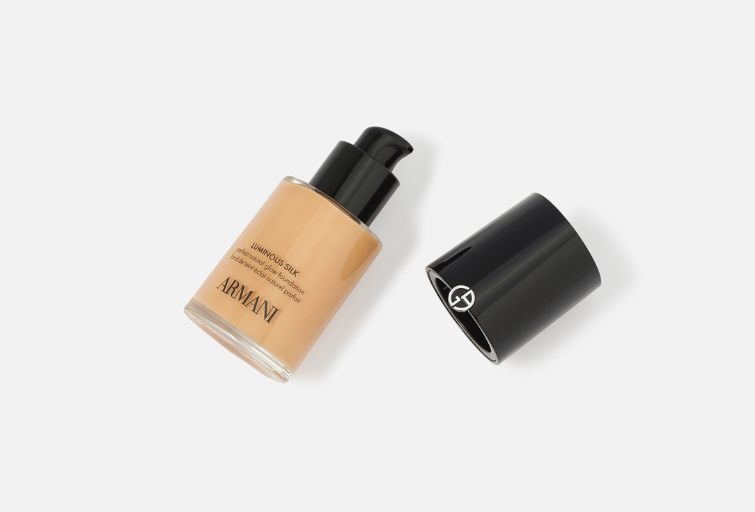 Armani Liquid foundation Luminous Silk