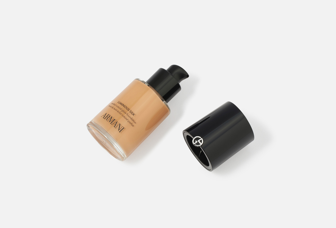 Armani Liquid foundation Luminous Silk