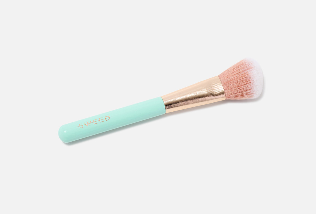 Sweed Makeup Brush Angled Blush Brush 1 pcs Sweed Makeup Brush Angled Blush Brush