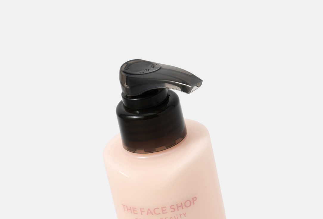 THE FACE SHOP Brightening Face Cleansing Lotion rice water bright