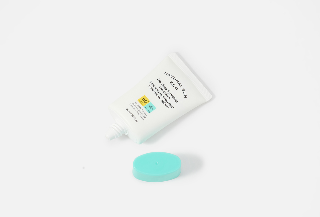 THE FACE SHOP Hydrating & Mattifying Face Cream SPF 50+ PA+++ Natural sun eco
