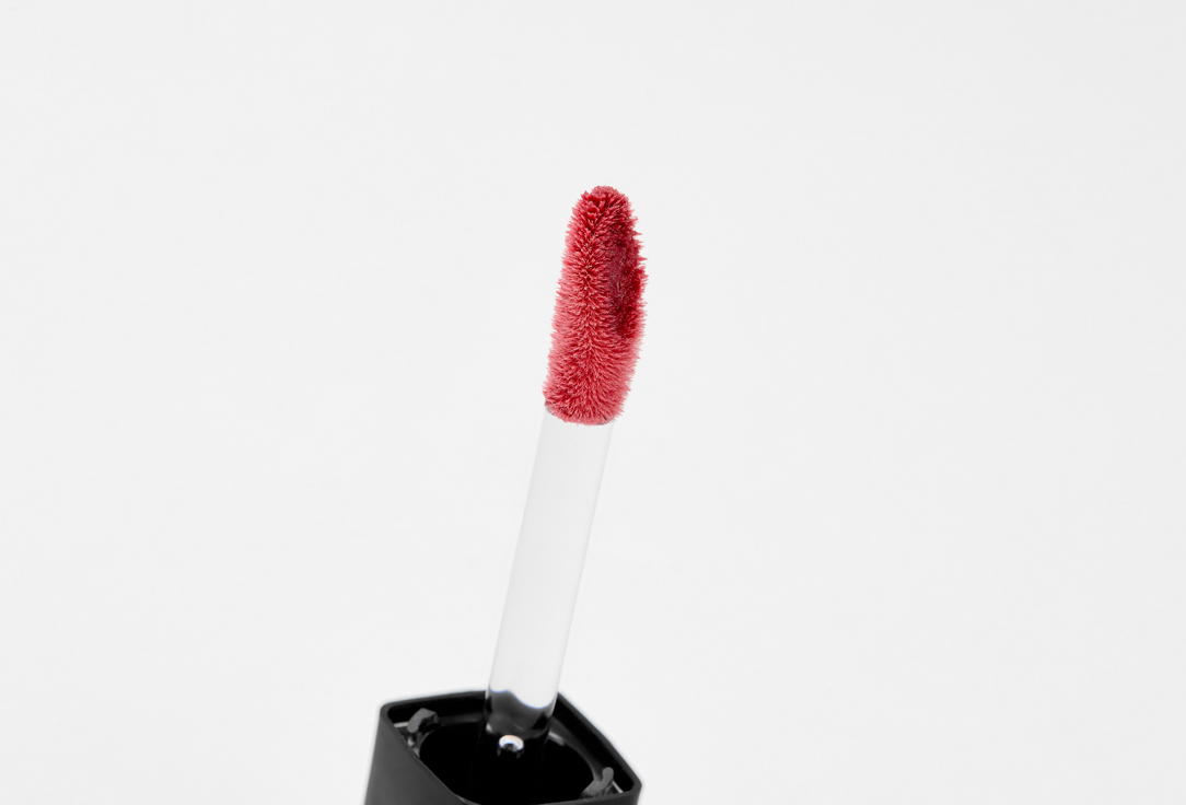 Catrice Plumping glossy finish lip gloss Filler Supreme 030, Miss behave 3.2 ml Catrice Plumping glossy finish lip gloss Filler Supreme
