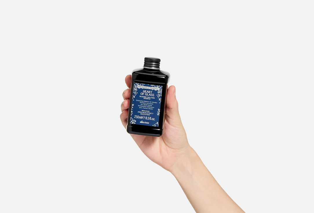 Davines Brightening & Nourishing Shampoo Heart Of Glass Chelating Shampoo 250 ml Davines Brightening & Nourishing Shampoo Heart Of Glass Chelating Shampoo