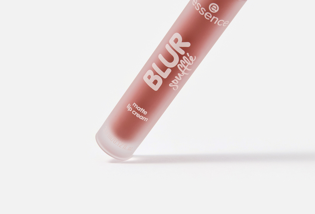 essence Soft-matte blurred finish lip cream BLUR soufflé