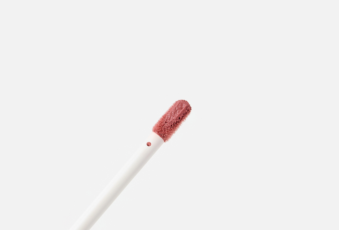 essence Soft-matte blurred finish lip cream BLUR soufflé