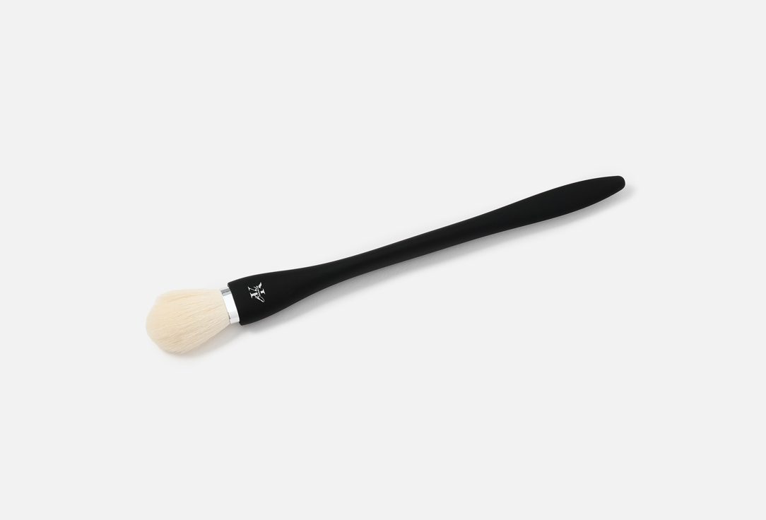 KLA Beauty Makeup Brush Highlighter Brush