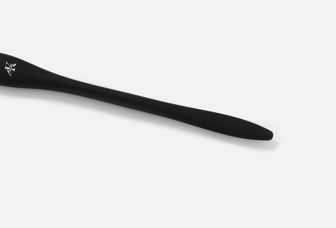 KLA Beauty Makeup Brush Highlighter Brush