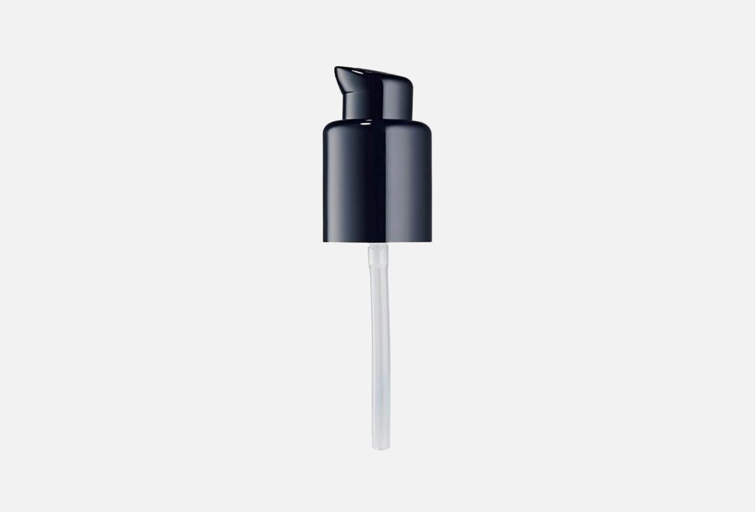 Estée Lauder liquid matte foundation SPF 10 Double Wear Stay in Place