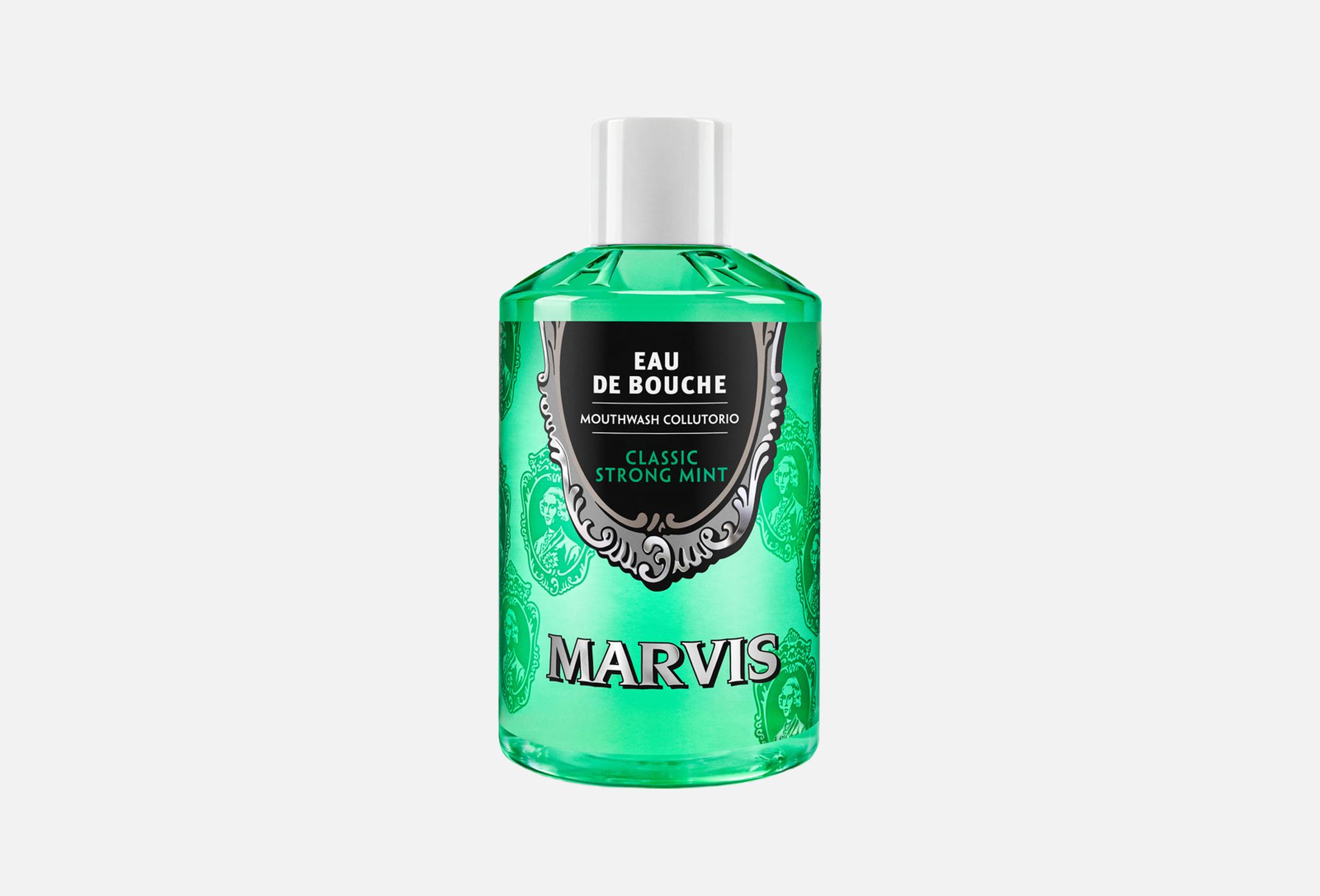 Mouthwash Strong Mint 400