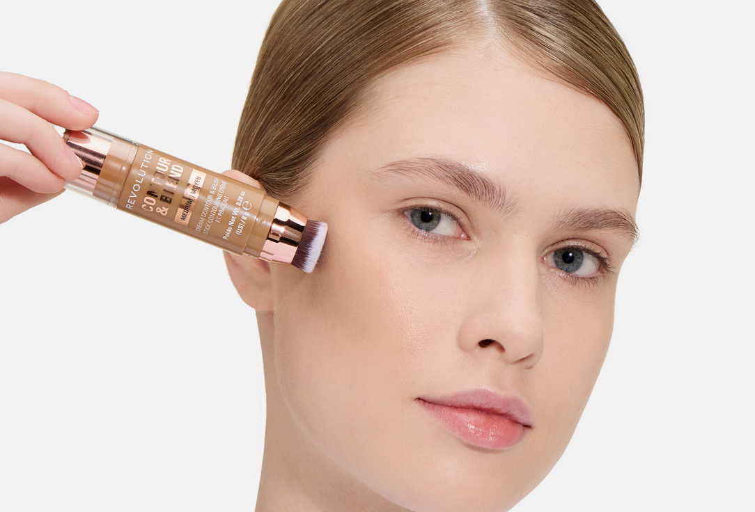 ميك أب ريفولوشن كونتور كريمي على شكل ستيك ريلودد كونتور اند بلند