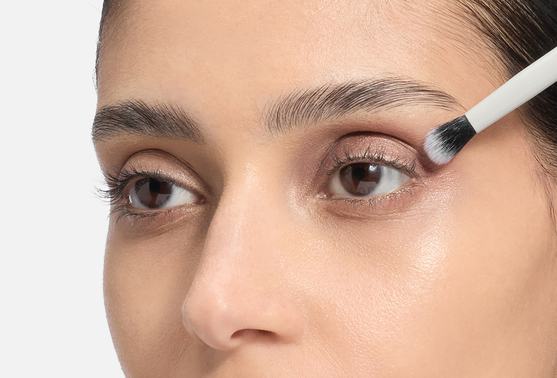 MakeUp Revolution Eyeshadow Stick Splashlight