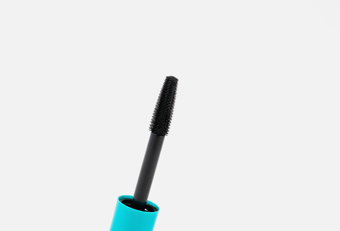 Character Volumizing waterproof mascara High Rise