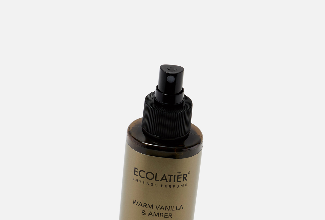 إيكولاتير بخاخ معطر للجسم والشعر وارم فانيليا آند أمبر 200 مل إيكولاتير بخاخ معطر للجسم والشعر وارم فانيليا آند أمبر