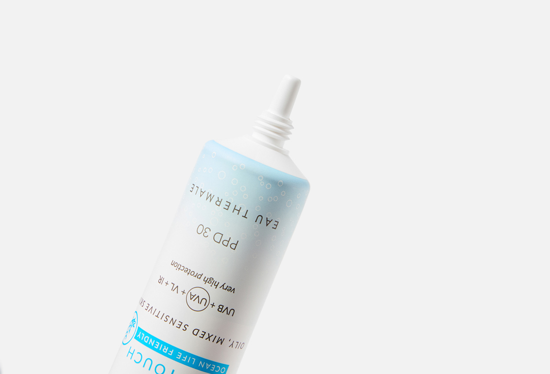 ديرميديك سائل مطفّئ للمعان للوجه بعامل حماية من الشمس 50+ دراي تاتش 40 مل ديرميديك سائل مطفّئ للمعان للوجه بعامل حماية من الشمس 50+ دراي تاتش