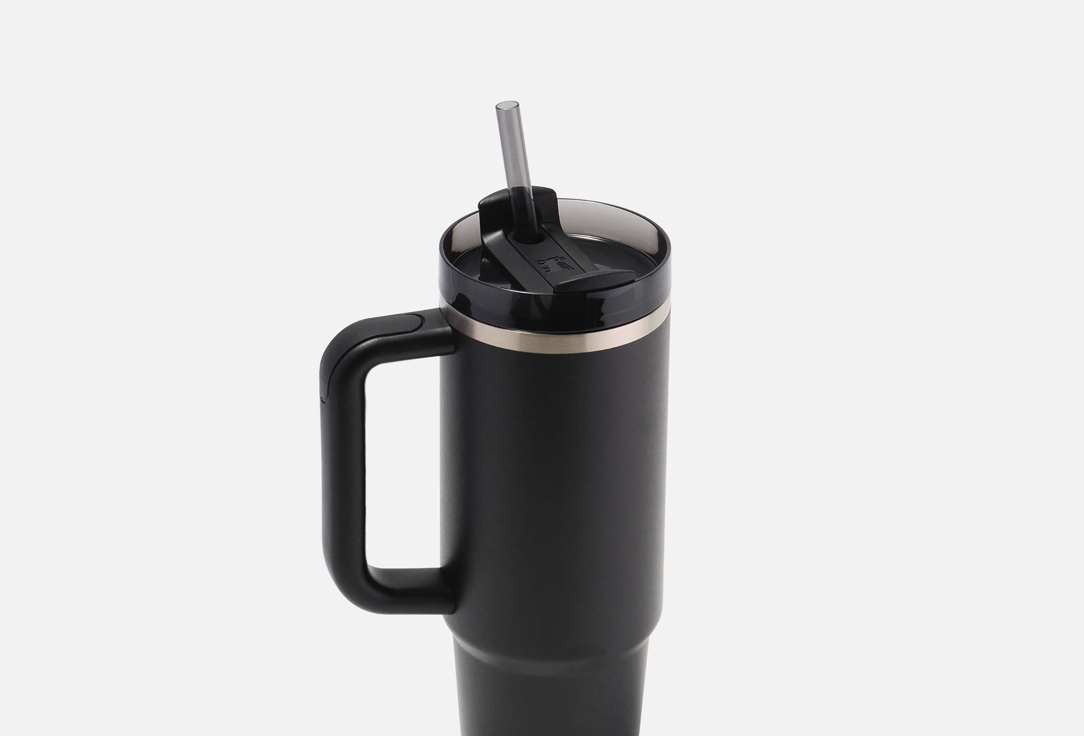 Stanley Travel tumbler with a straw Quencher H2.0 Flowstate