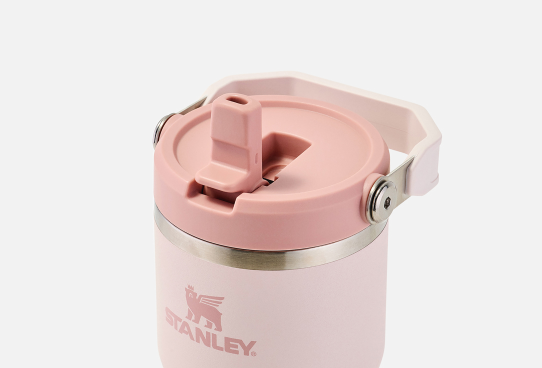Stanley Travel tumbler with a straw Iceflow Flipstraw 2.0