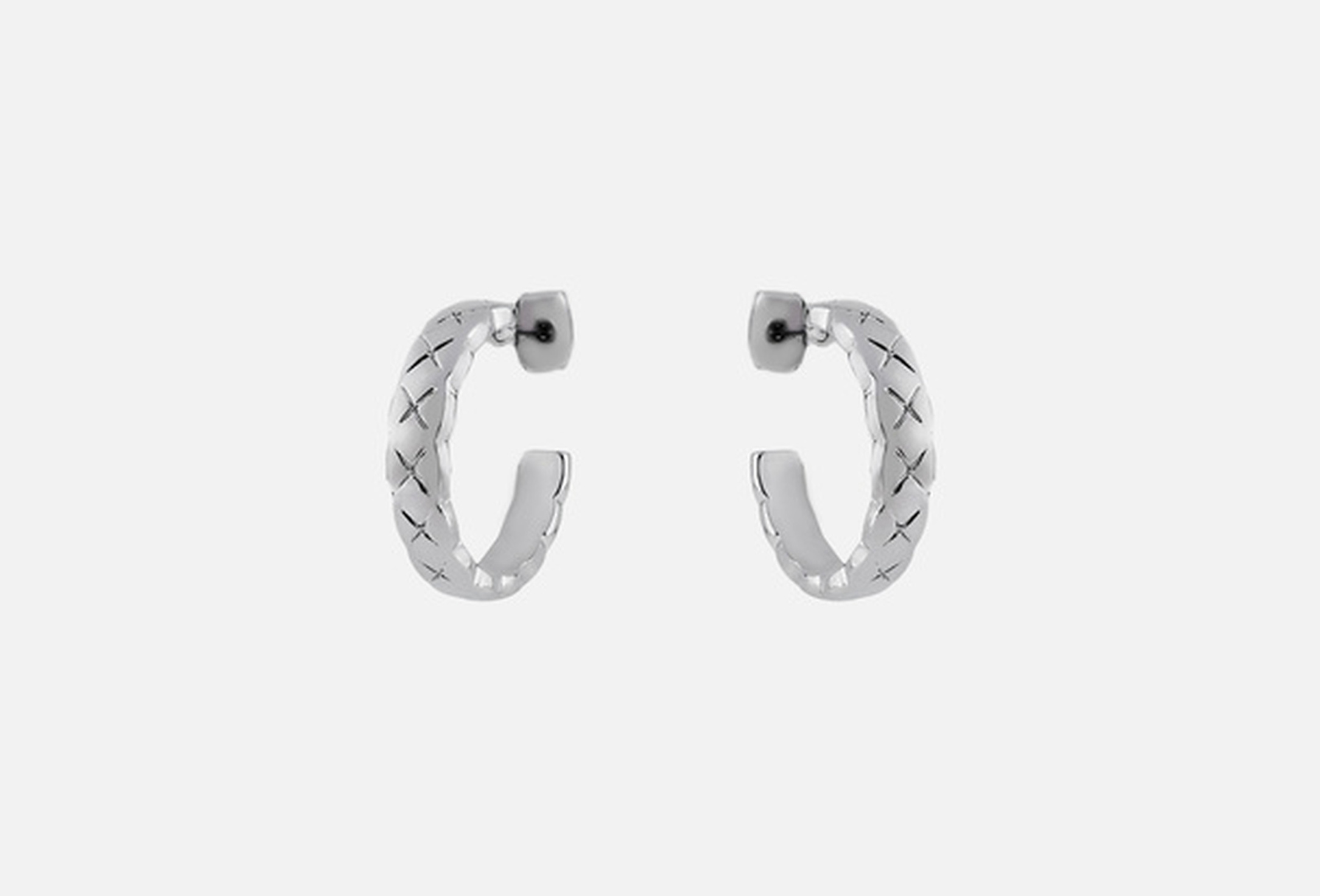 Textured Hoop  1 Silver