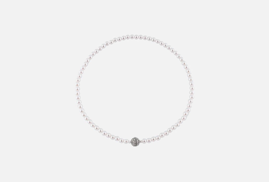 Herald Percy Necklace vintage faux pearl
