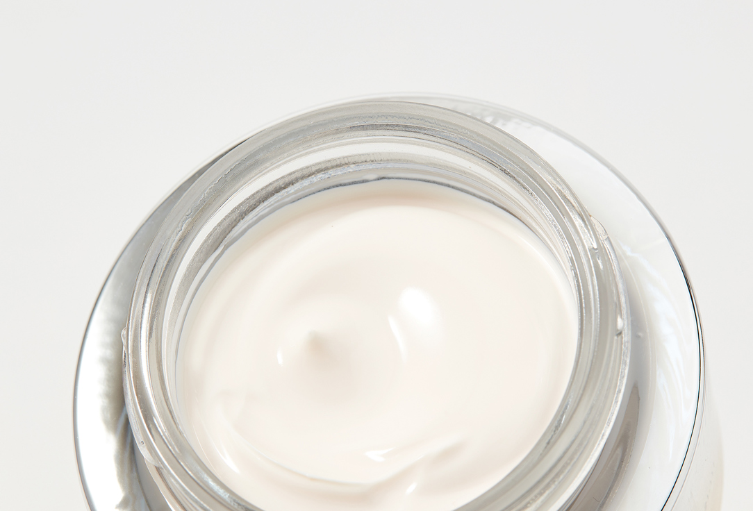 دكتور إيرينا إيريس كريم نهاري للوجه SPF20 أوثوريتي