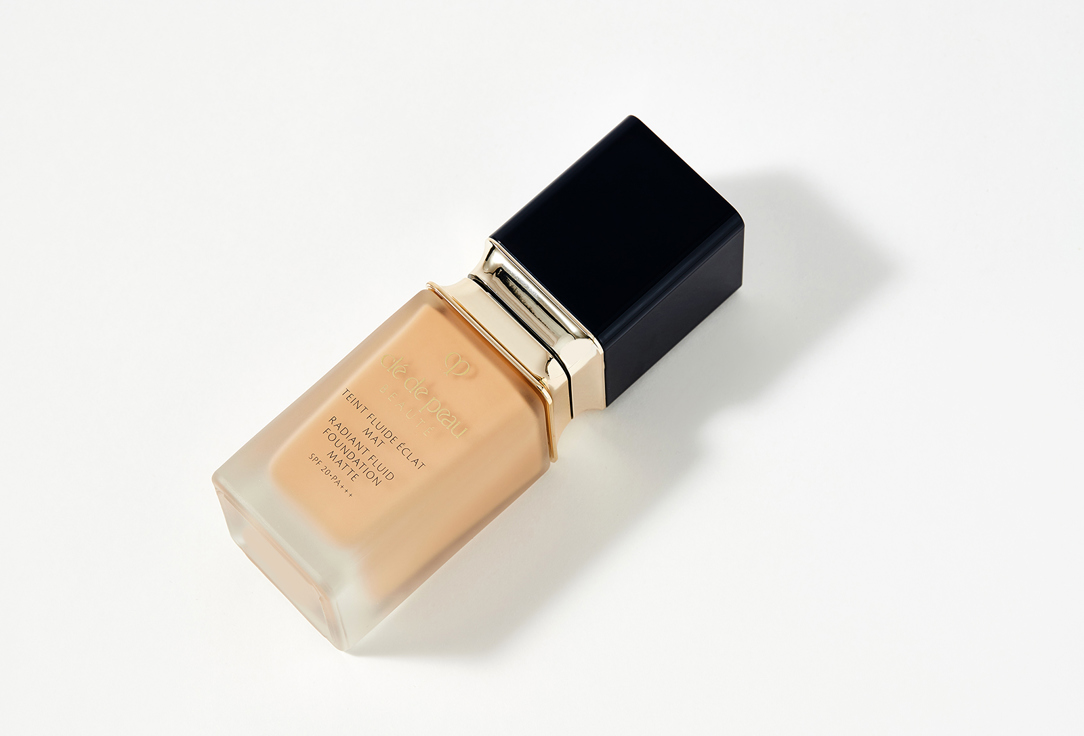 Clé de Peau Beauté Liquid foundation SPF 20 Radiant Fluid Foundation Matte