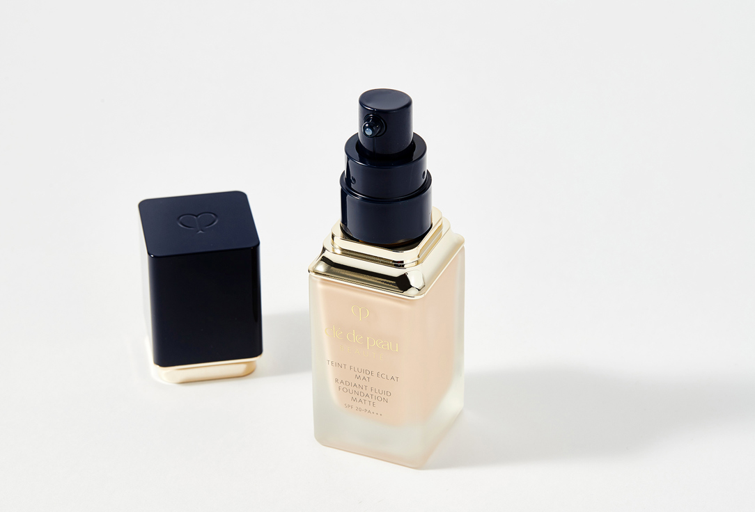 Clé de Peau Beauté Liquid foundation SPF 20 Radiant Fluid Foundation Matte
