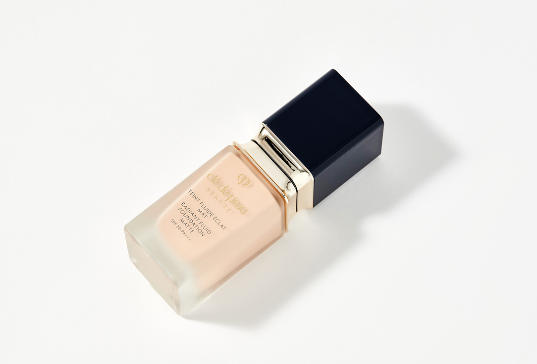 Clé de Peau Beauté Liquid foundation SPF 20 Radiant Fluid Foundation Matte