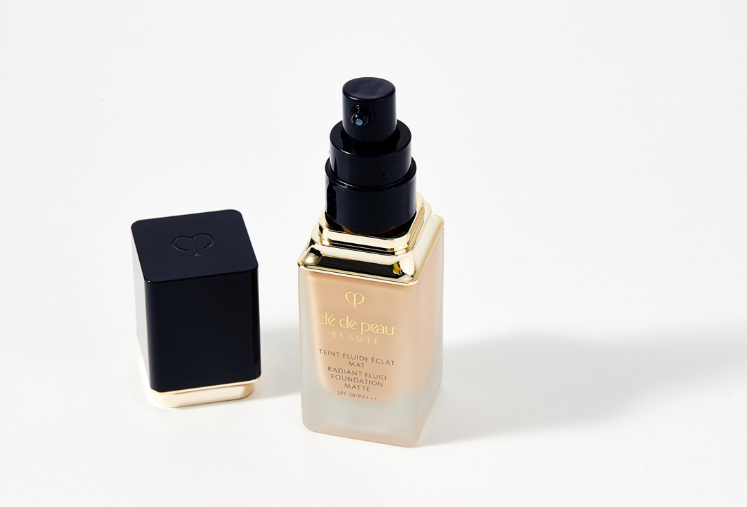 Clé de Peau Beauté Liquid foundation SPF 20 Radiant Fluid Foundation Matte