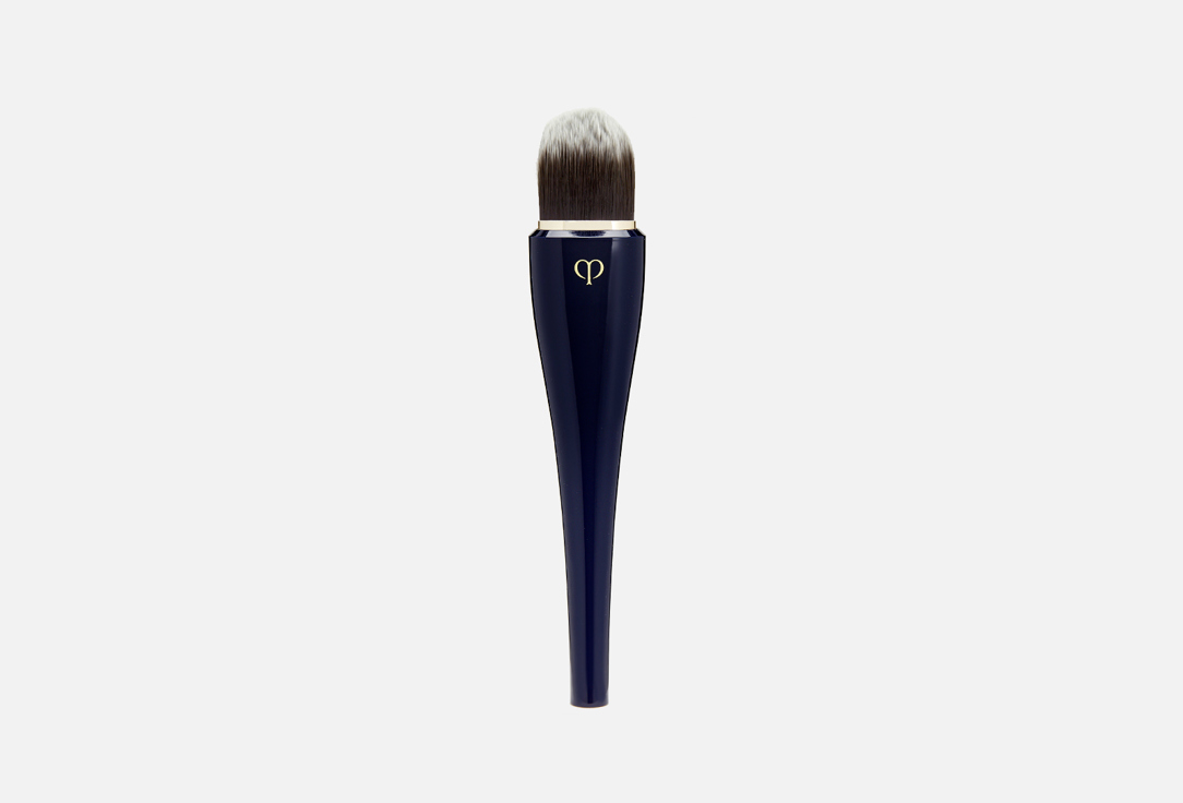 Clé de Peau Beauté Makeup brush Light coverage foundation brush