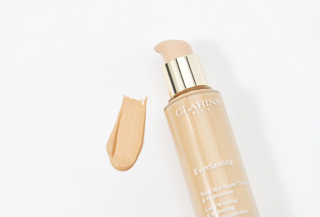 Clarins Long-Wearing Matte Foundation Everlasting 111N, Auburn 30 ml Clarins Long-Wearing Matte Foundation Everlasting