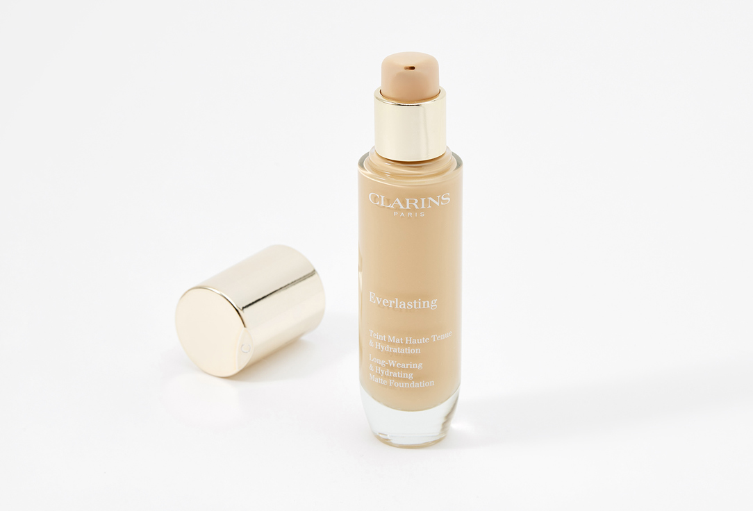 Clarins Long-Wearing Matte Foundation Everlasting 111N, Auburn 30 ml Clarins Long-Wearing Matte Foundation Everlasting