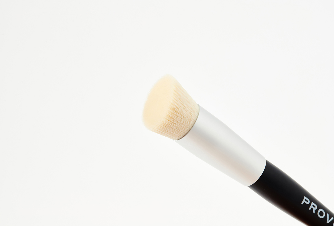 Provoc Foundation Brush Slanted Foundation F102S